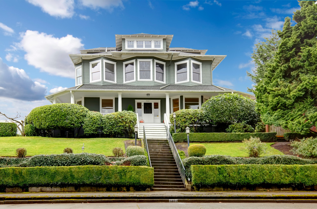 modern luxurious home exterior with staircase